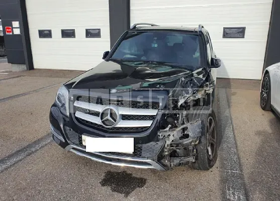 Photo 2 of 31: 2015 Mercedes-Benz GLK220 CDI 4Matic, VIN WDCGG8EB6FG394567 — Korean insurance auction