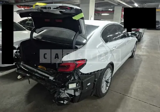 Photo 2 of 6: 2022 BMW 530i xDrive — Korean insurance auction