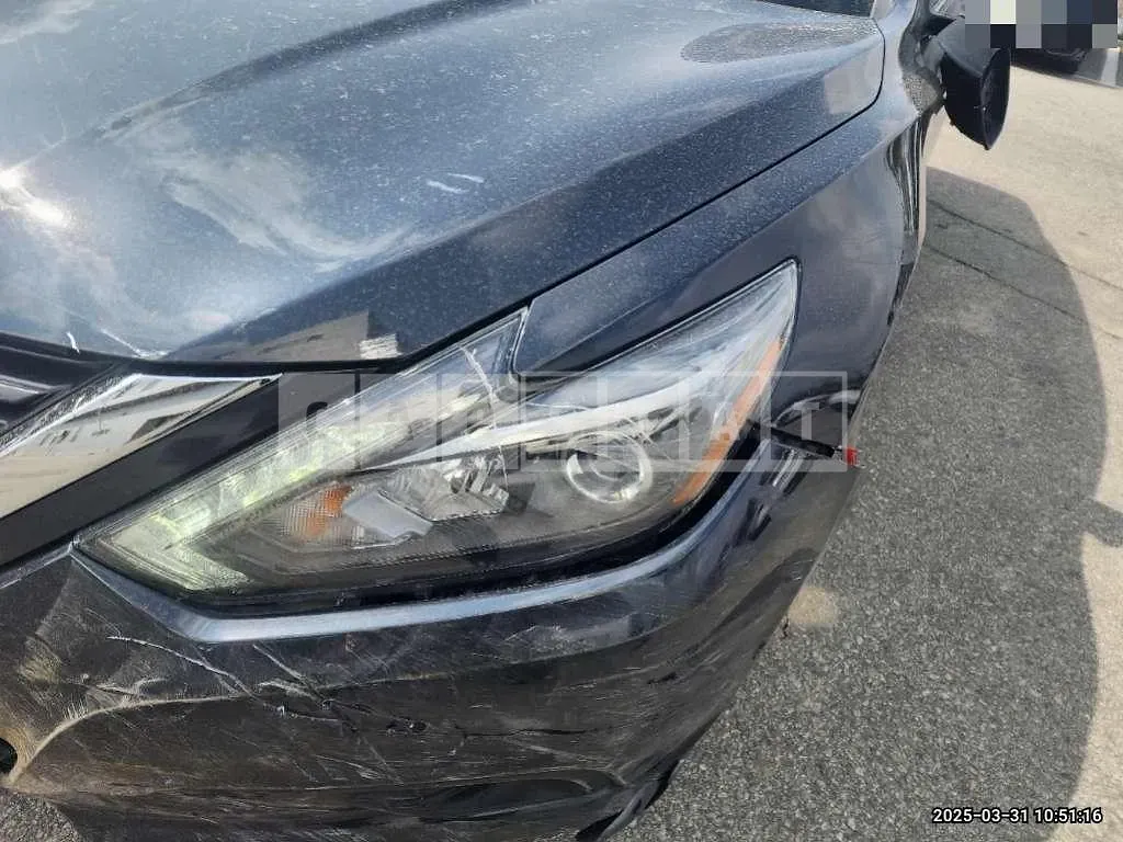 Photo 2 of 37: 2016 Nissan Altima 2.5 — Korean insurance auction