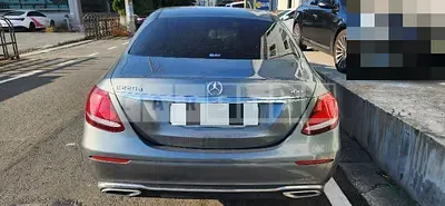 Photo 1 of 14: 2018 Mercedes-Benz E220 d 4Matic, VIN WDDZF0FB0JA474143 — Korean insurance auction