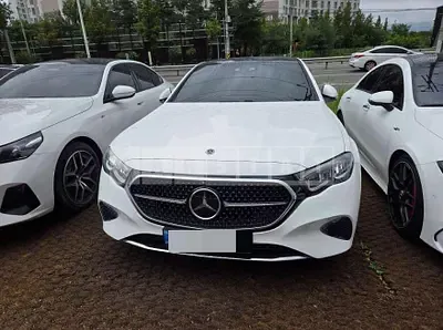 2024 Mercedes-Benz E 200