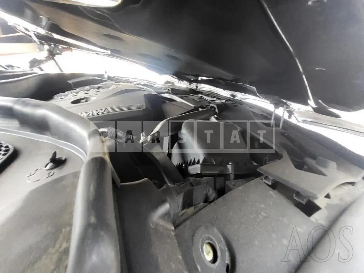 Photo 2 of 61: 2021 BMW 530i, VIN WBA71BH00MWX14531 — Korean insurance auction