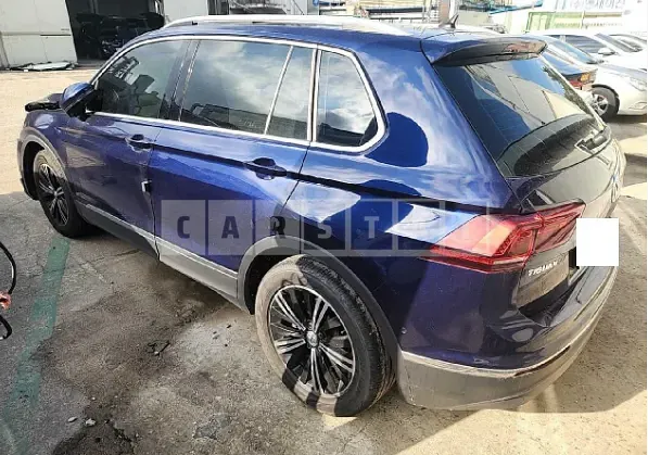 Photo 2 of 13: 2018 Volkswagen Tiguan 2.0 TDI, VIN WVGZZZ5NZJW924918 — Korean insurance auction