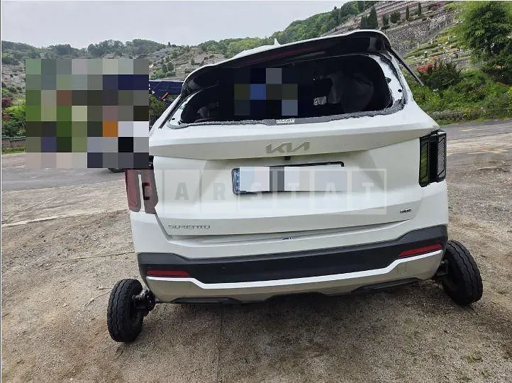 Photo 2 of 10: 2024 Kia Sorento — Korean insurance auction