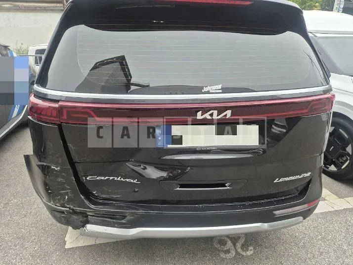 Photo 2 of 22: 2020 Kia Carnivals — Korean insurance auction