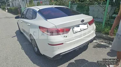 Photo 1 of 6: 2020 Kia K5 — Korean insurance auction