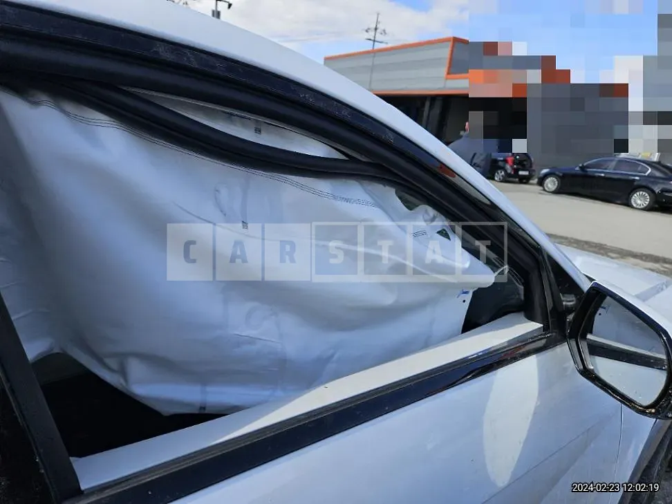 Photo 2 of 18: 2021 Hyundai IONIQ 5 Long Range, VIN KMHKN81AFNU053330 — Korean insurance auction