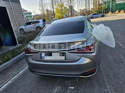 Photo 1 of 16: 2019 Lexus ES300h — Korean insurance auction