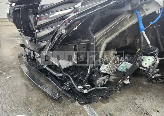 Photo 2 of 34: 2023 Hyundai Tucson, VIN KMHJE811BPU101307 — Korean insurance auction