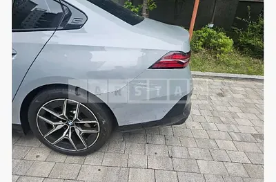 Photo 1 of 4: 2025 BMW (parts) 520i Wheels, Tires — Korean insurance auction