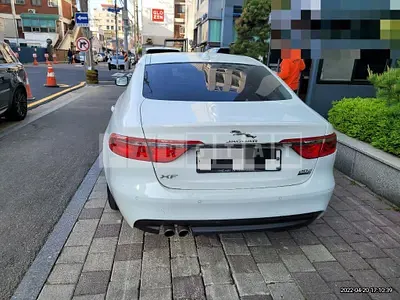 Photo 1 of 16: 2016 Jaguar XF 20 d, VIN SAJBA4BN3HCY28254 — Korean insurance auction