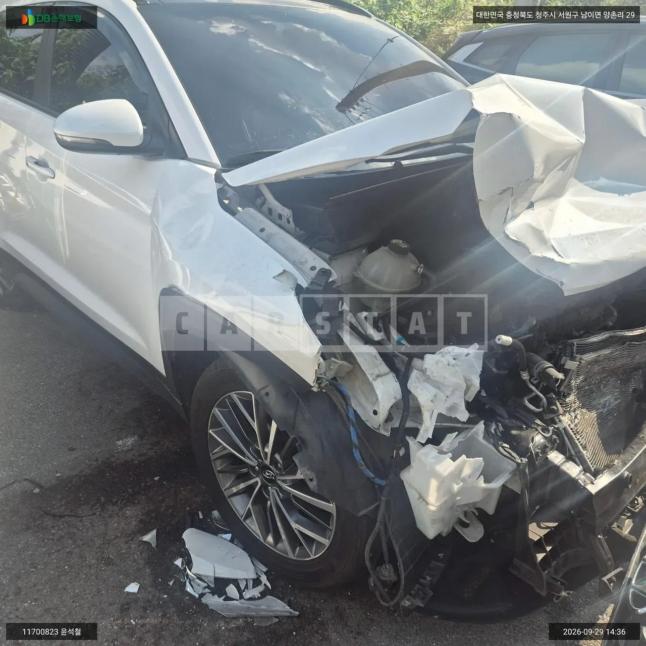 Photo 2 of 12: 2019 Hyundai Tucson, VIN KMHJ381ABKU978493 — Korean insurance auction