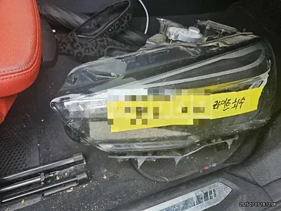 Photo 1 of 9: 2021 BMW (parts) 218d Gran Coupe Headlamp — Korean insurance auction