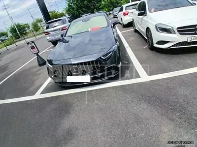 Photo 1 of 13: 2022 Mercedes-Benz CLS300d — Korean insurance auction