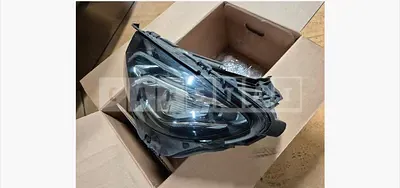 Photo 1 of 8: 2019 Mercedes-Benz (parts) E300 Right Headlamp — Korean insurance auction