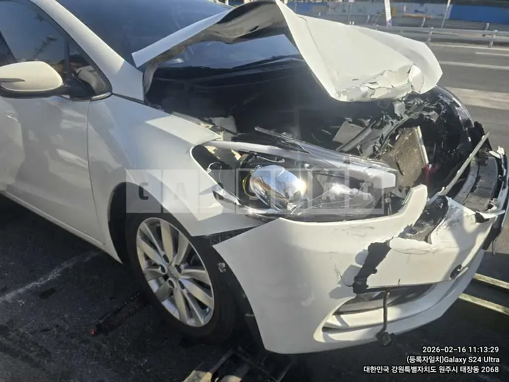 Photo 3 of 3: 2015 Kia Kz — Korean insurance auction
