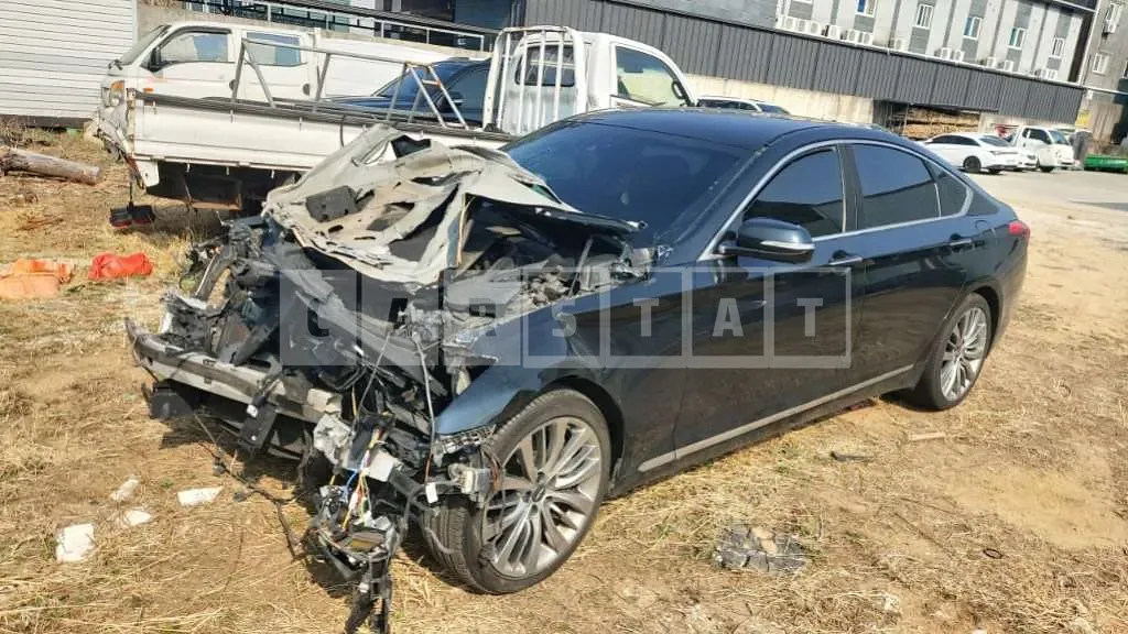 Photo 2 of 9: 2017 Genesis G80 — Korean insurance auction