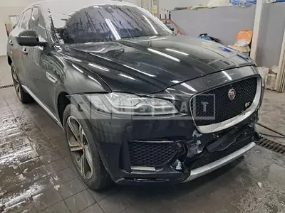 Photo 1 of 50: 2017 Jaguar F-Pace 30d, VIN SADCA2BK7HA083179 — Korean insurance auction