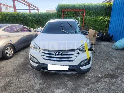 Photo 1 of 1: 2015 Hyundai Santa Fe, VIN KMHSW81UBFU459467 — Korean insurance auction