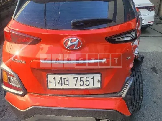 Photo 2 of 10: 2018 Hyundai Kona — Korean insurance auction