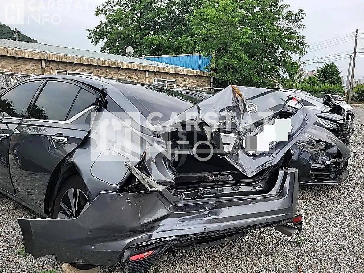 Photo 2 of 18: 2019 Nissan Altima 2.5, VIN 1N4BL4AV2KC228008 — Korean insurance auction