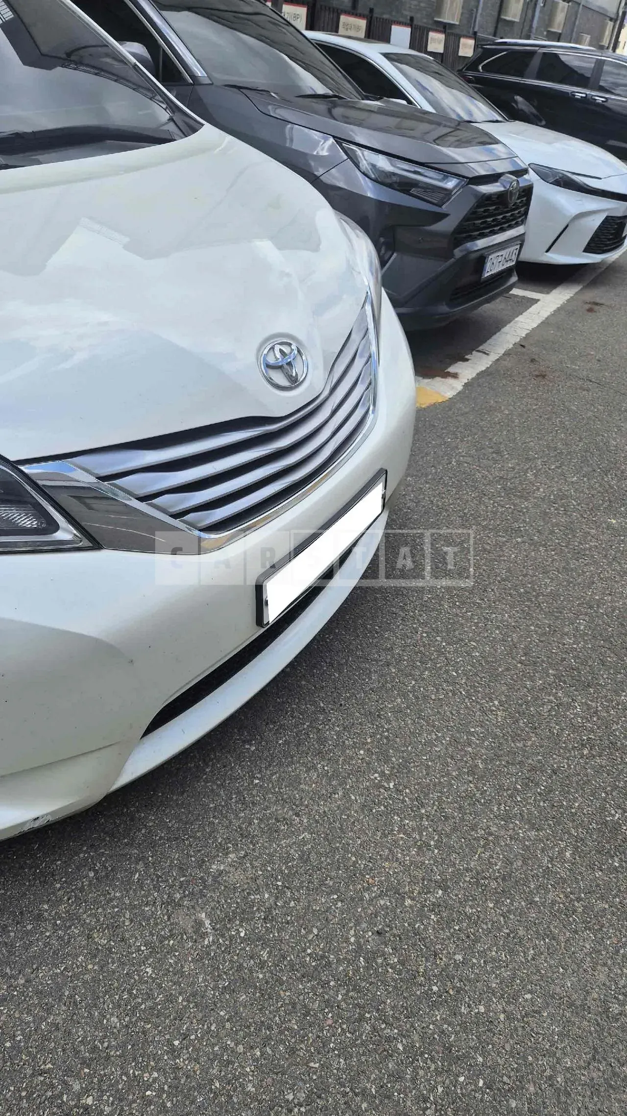 Photo 2 of 23: 2017 Toyota Siena 4WD, VIN 5TDDZ3DC6HS178677 — Korean insurance auction