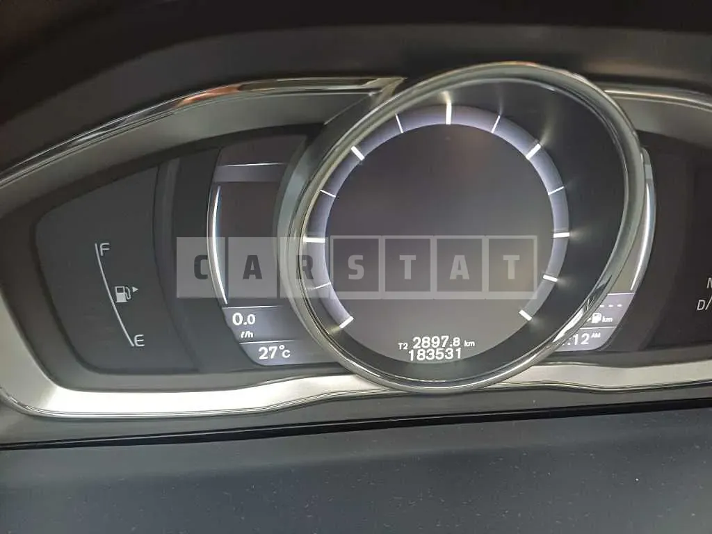 Photo 2 of 9: 2015 Volvo S60 D4 — Korean insurance auction