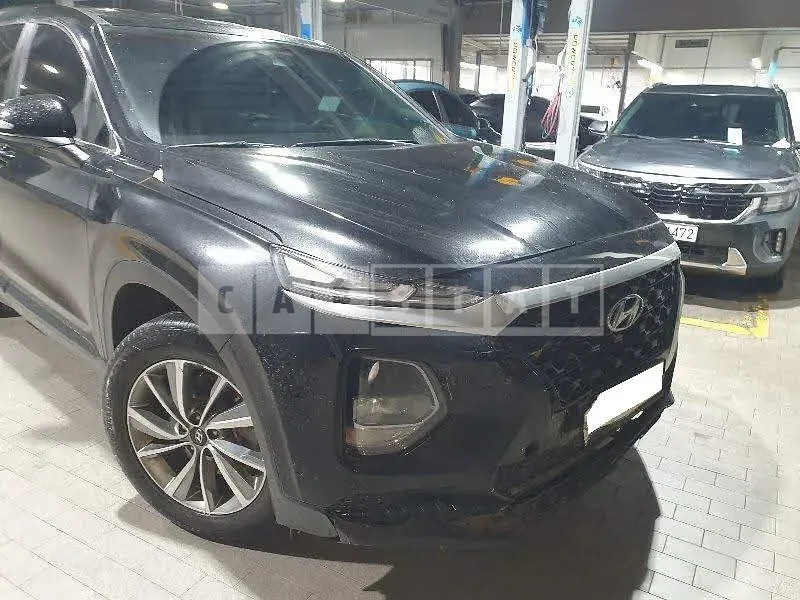 Photo 2 of 14: 2018 Hyundai Santa Fe, VIN KMHS281BBKU012545 — Korean insurance auction