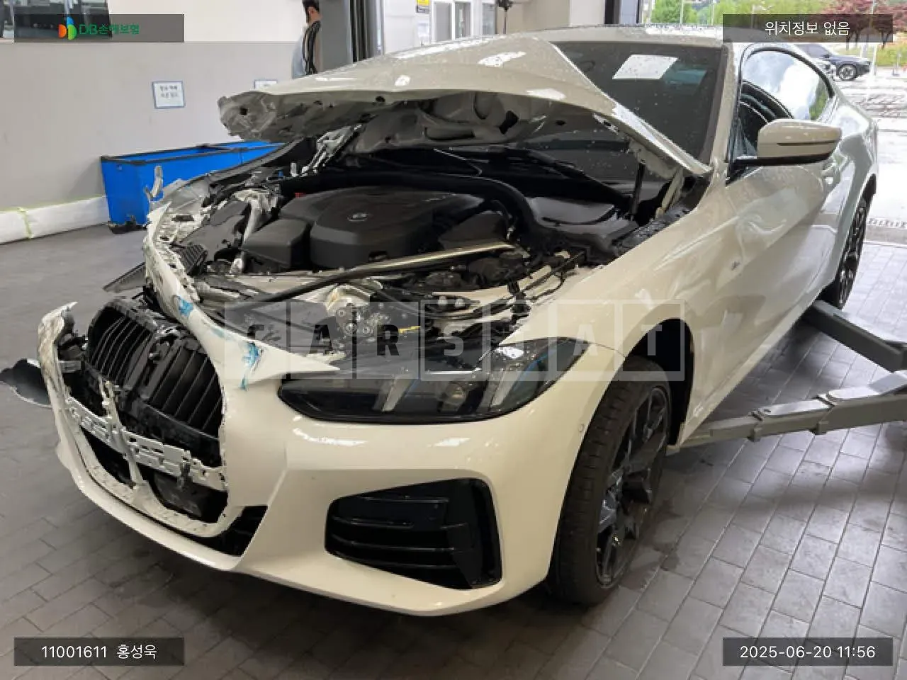 Photo 2 of 13: 2025 BMW 420i Coupe, VIN WBA21DA05SCT85520 — Korean insurance auction