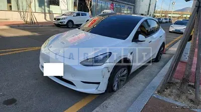 Photo 1 of 16: 2024 Tesla Model Y RWD, VIN LRWYGCFS4RC159198 — Korean insurance auction