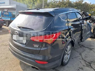 Photo 1 of 8: 2014 Hyundai Santa Fe 2.0 (4WD) — Korean insurance auction