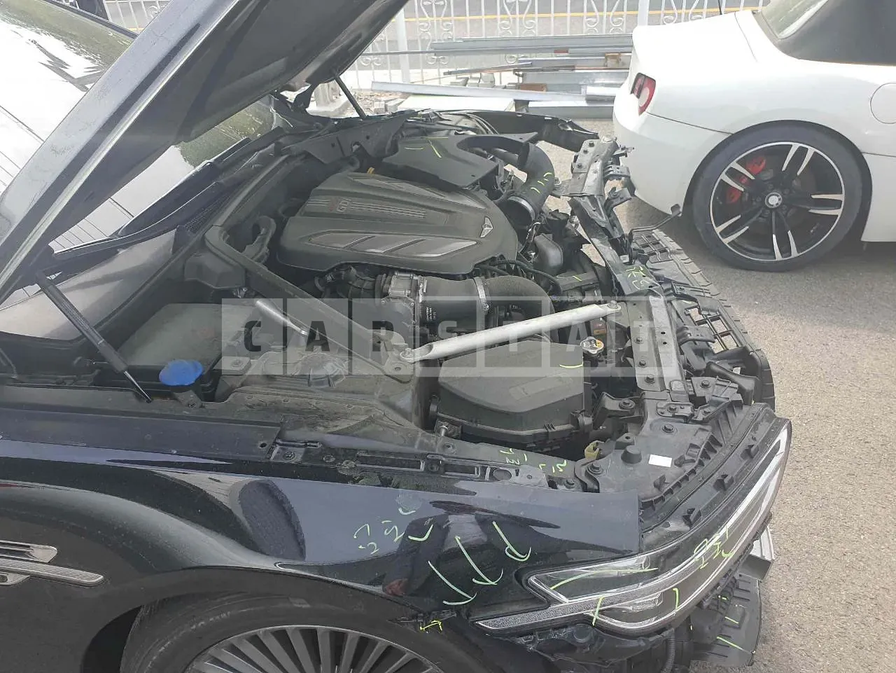 Photo 2 of 64: 2019 Hyundai Genesis G90, VIN KMHG141ABKU072298 — Korean insurance auction