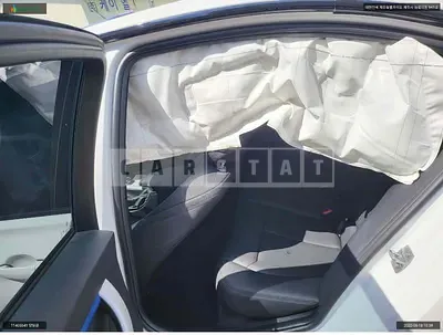 Photo 1 of 9: 2018 BMW 320i, VIN WBA8A9100JAH11809 — Korean insurance auction