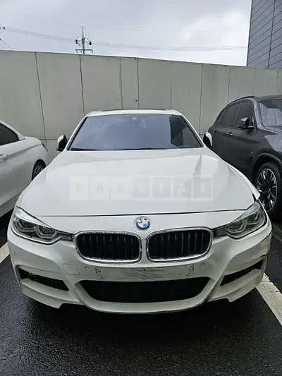 Photo 1 of 37: 2018 BMW 320i, VIN WBA8A9109JAH11503 — Korean insurance auction