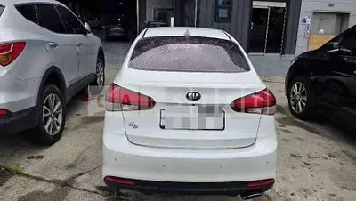 Photo 1 of 11: 2017 Kia Cz — Korean insurance auction