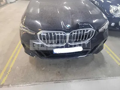 2024 BMW 523D