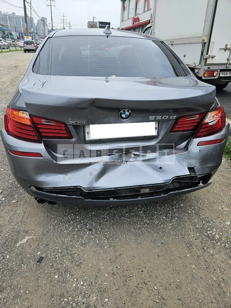 Photo 2 of 6: 2016 BMW 520d xDrive, VIN WBA5E7108GG159202 — Korean insurance auction