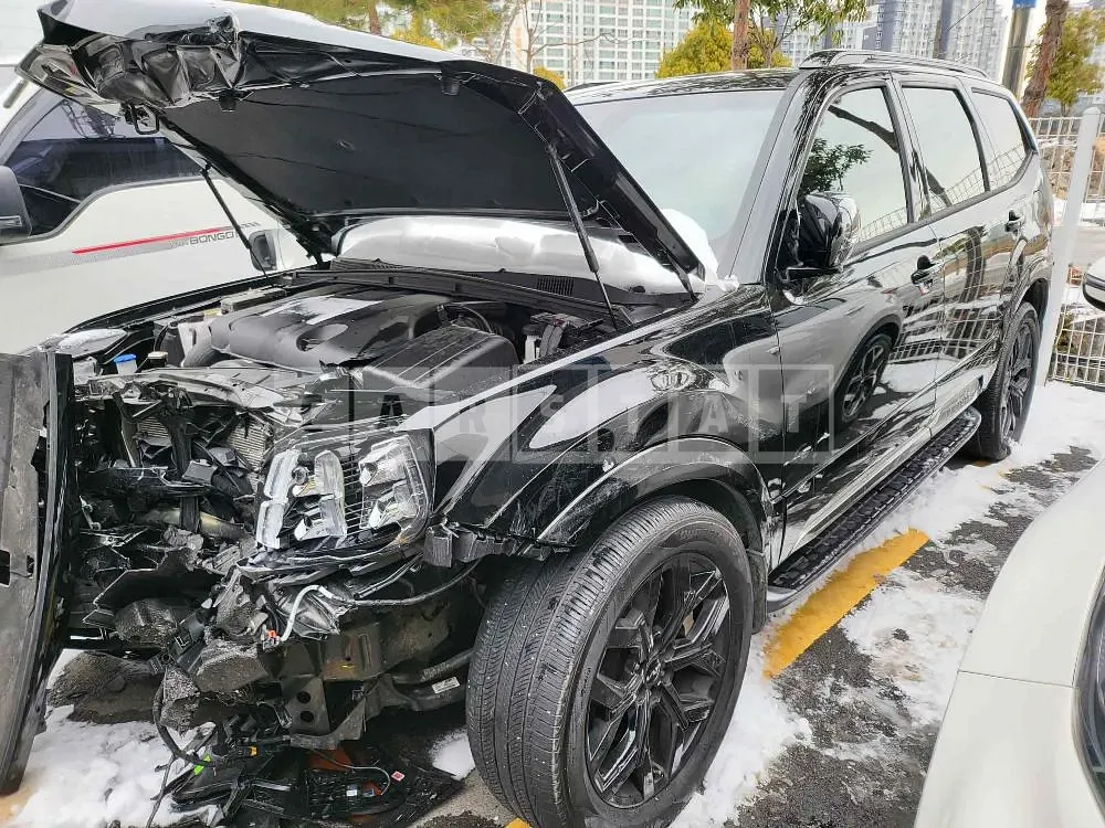 Photo 2 of 8: 2022 Kia Mojave, VIN KNAKR814DNA240927 — Korean insurance auction