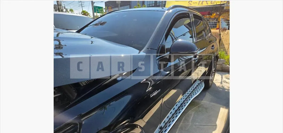 Photo 2 of 18: 2024 Mercedes-Benz AMG GLC 43 4Matic — Korean insurance auction