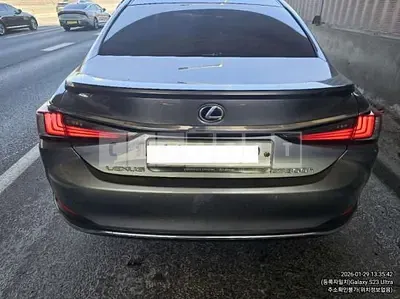 2019 Toyota LEXUS ES300h
