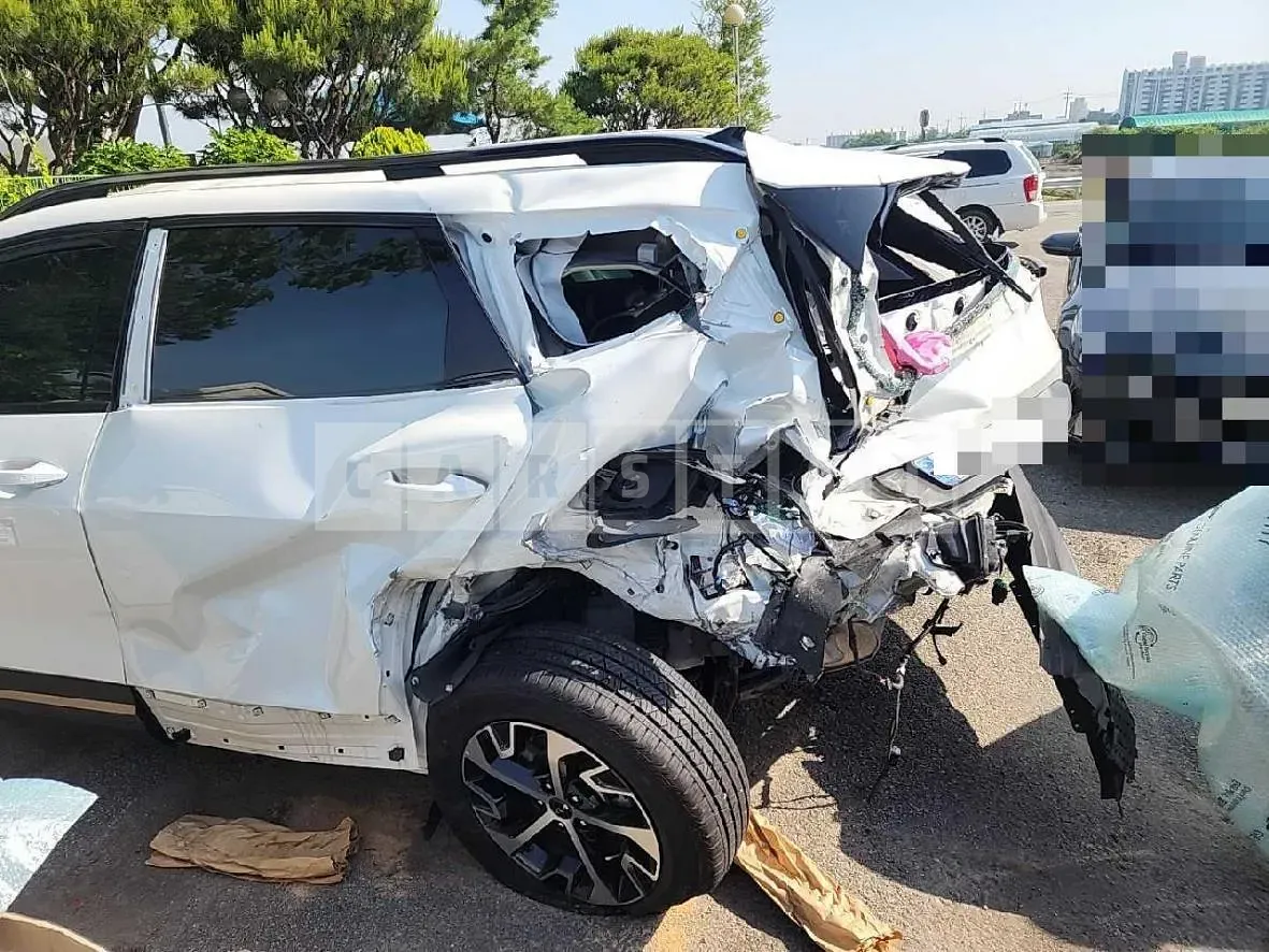 Photo 2 of 21: 2022 Kia Sportage Hybrid — Korean insurance auction