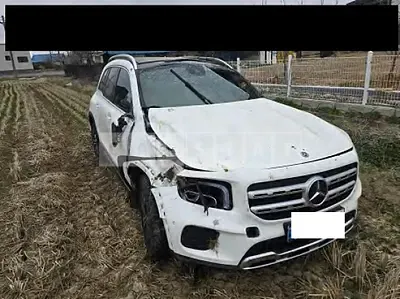 Photo 1 of 16: 2020 Mercedes-Benz GLB220 — Korean insurance auction