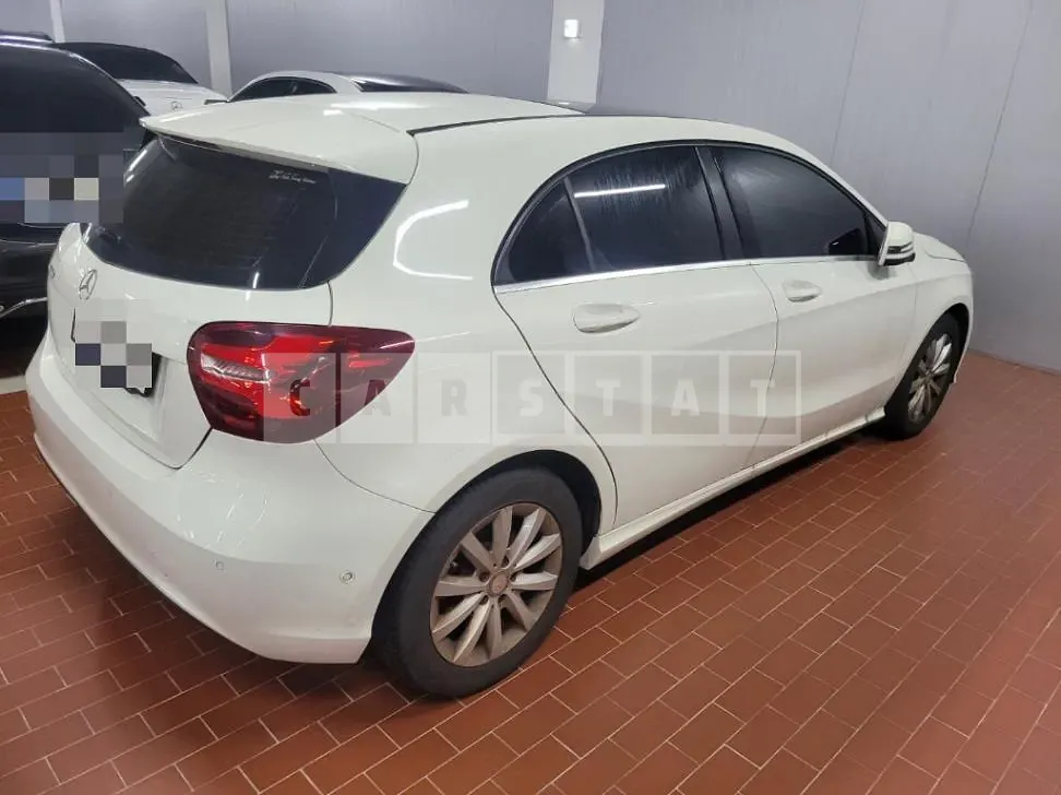 Photo 2 of 8: 2016 Mercedes-Benz A200 — Korean insurance auction