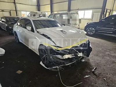 Photo 1 of 8: 2024 BMW 320d — Korean insurance auction
