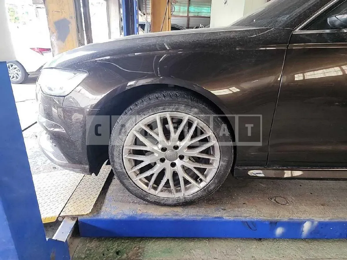 Photo 2 of 17: 2018 Audi A6 35 TDI — Korean insurance auction