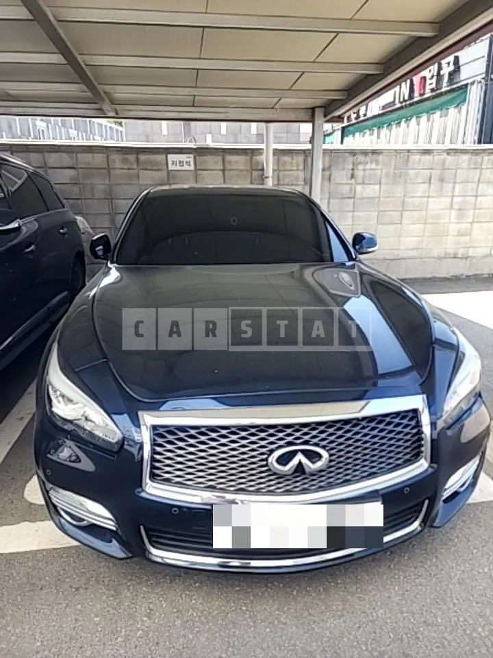 Photo 2 of 27: 2018 Infiniti Q70 3.7, VIN JNKBY11EXJM670049 — Korean insurance auction