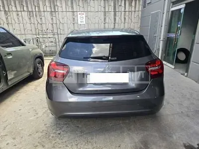 Photo 1 of 22: 2017 Mercedes-Benz A200 — Korean insurance auction
