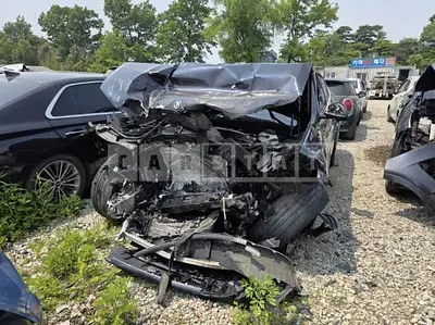 Photo 1 of 33: 2022 BMW X6 xDrive 30d — Korean insurance auction