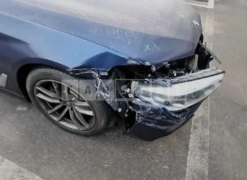 Photo 2 of 9: 2020 BMW 520d M Sport Package, VIN WBAJF3105LWW55305 — Korean insurance auction