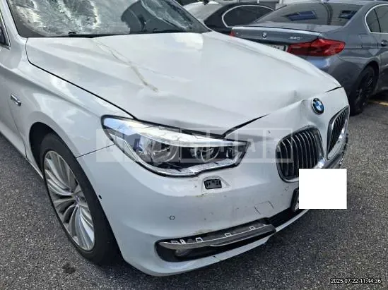 Photo 2 of 21: 2015 BMW GT EfficientDynamics Edition — Korean insurance auction